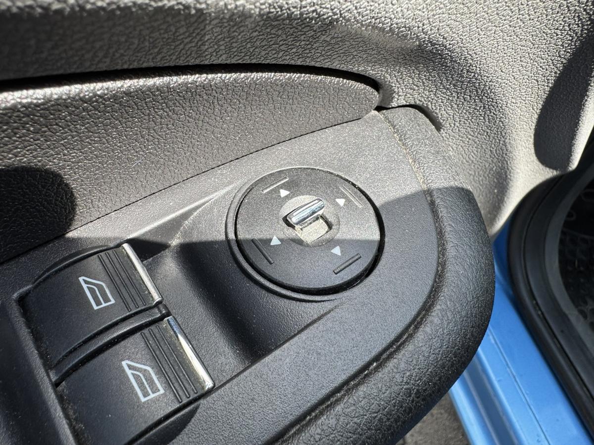 Ford Focus 2 DA3 original Au&szlig;enspiegel links elektrisch anklappbar Vision Blau Bj.2008